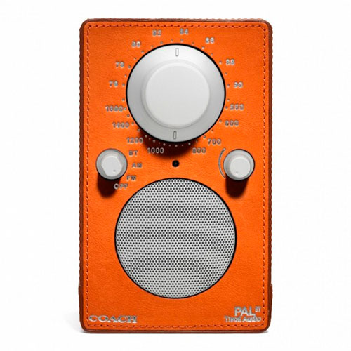 Radio forrada de cuero